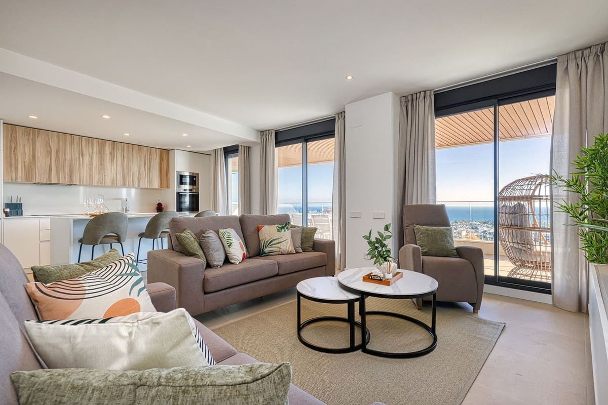 3 chambre Appartement à vendre à Estepona avec piscine garage - 795 000 € (Ref: 10128471)