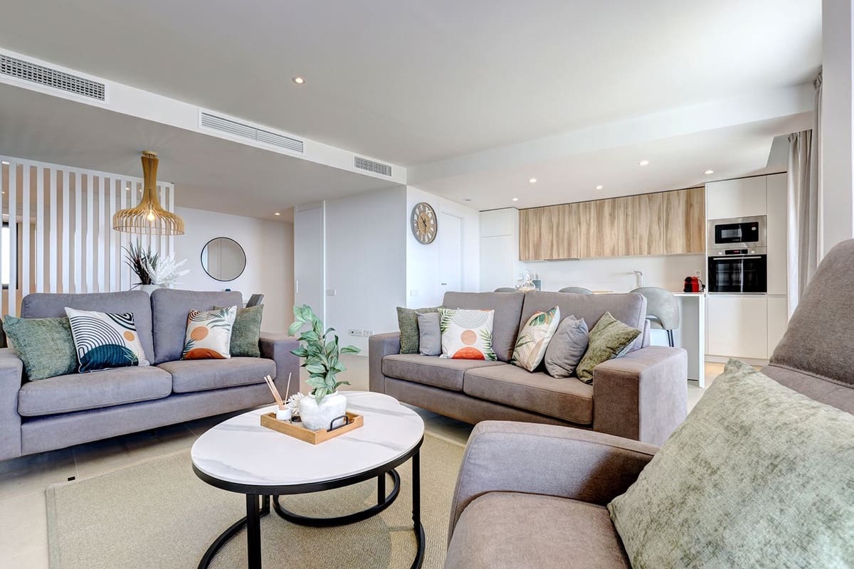 3 chambre Appartement à vendre à Estepona avec piscine garage - 795 000 € (Ref: 10128471)