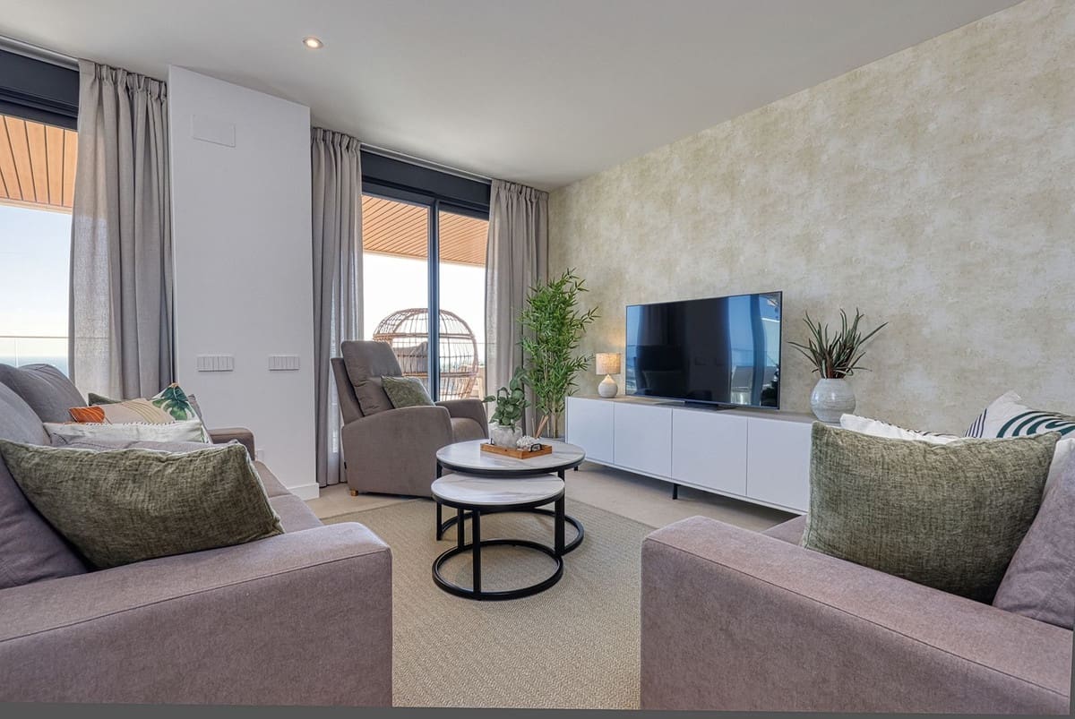 3 chambre Appartement à vendre à Estepona avec piscine garage - 795 000 € (Ref: 10128471)