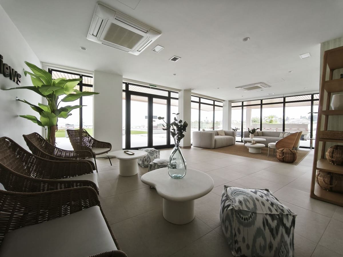 3 chambre Appartement à vendre à Estepona avec piscine garage - 795 000 € (Ref: 10128471)