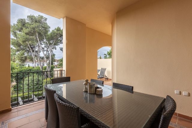 2 bedroom Apartment for sale in Las Brisas, Marbella with pool garage - € 850,000 (Ref: 10128481)