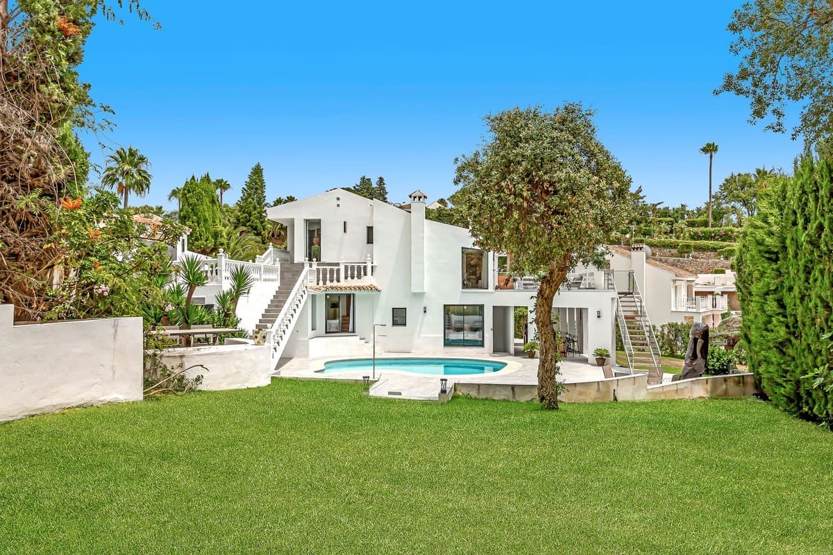 4 Zimmer Villa zu verkaufen in Marbella mit Pool Garage - 1.795.000 € (Ref: 10128485)