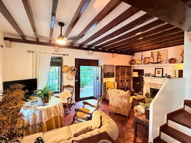 Finca/Casa Rural de 3 habitaciones en Alora en venta con piscina garaje - 649.000 € (Ref: 10128486)