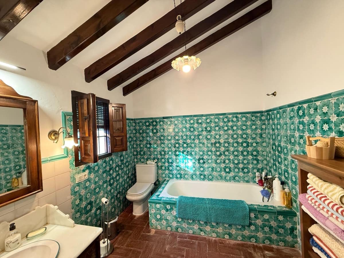 Finca/Casa Rural de 3 habitaciones en Alora en venta con piscina garaje - 649.000 € (Ref: 10128486)