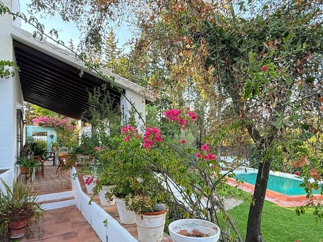 Finca/Casa Rural de 3 habitaciones en Alora en venta con piscina garaje - 649.000 € (Ref: 10128486)