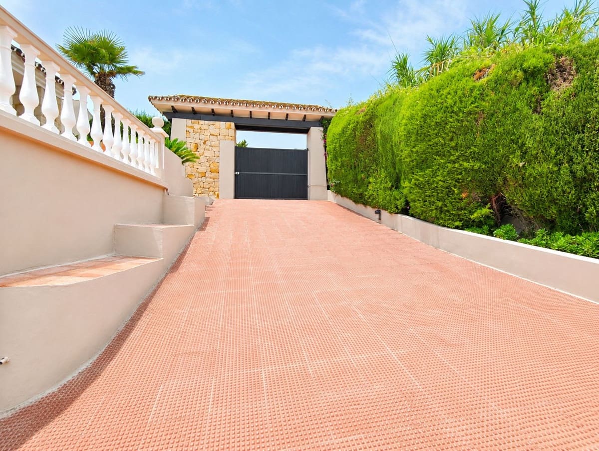 5 quarto Quinta/Casa Rural para venda em Estepona com piscina garagem - 1 600 000 € (Ref: 10128492)