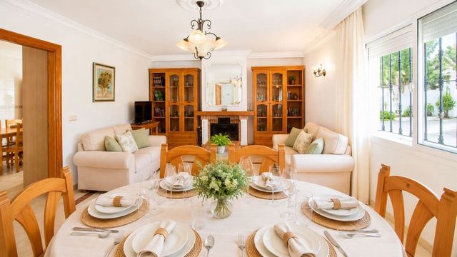 Finca/Casa Rural de 3 habitaciones en Atalaya-Isdabe, Estepona en venta con piscina garaje - 995.000 € (Ref: 10128494)