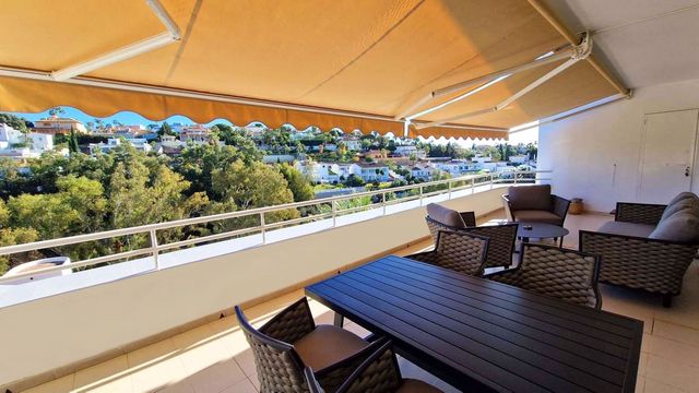 3 makuuhuone Huoneisto myytävänä paikassa Benalmadena Costa, Benalmádena mukana uima-altaan 
autotalli - 720 000 € (Ref: 10128500)