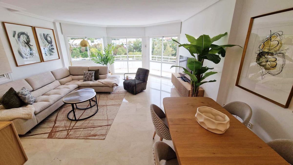 3 makuuhuone Huoneisto myytävänä paikassa Benalmadena Costa mukana uima-altaan 
autotalli - 720 000 € (Ref: 10128500)