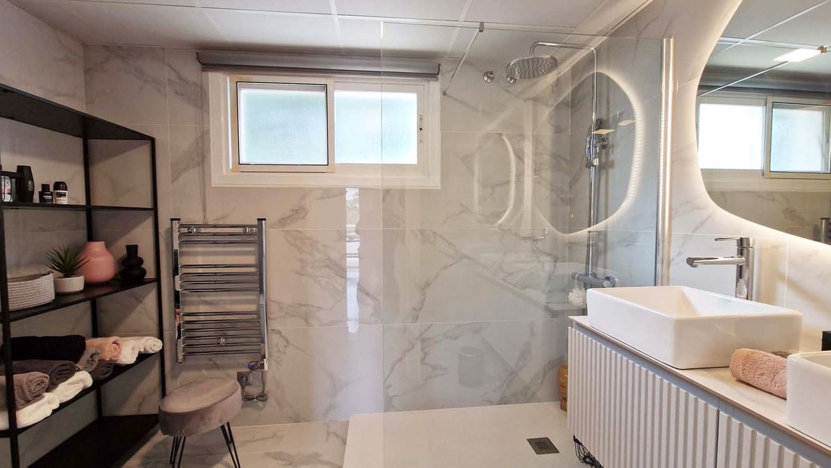 3 makuuhuone Huoneisto myytävänä paikassa Benalmadena Costa mukana uima-altaan 
autotalli - 720 000 € (Ref: 10128500)