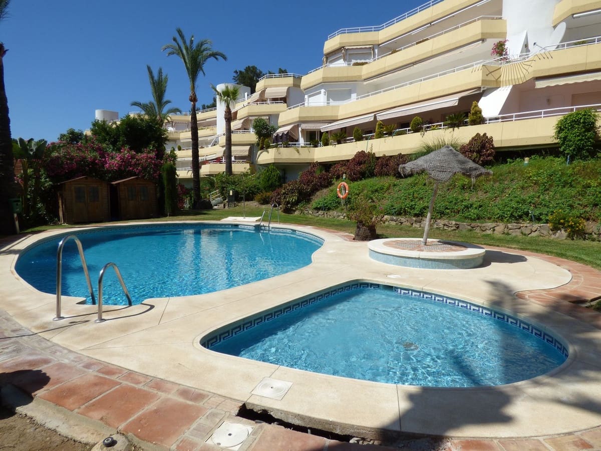 3 makuuhuone Huoneisto myytävänä paikassa Benalmadena Costa mukana uima-altaan 
autotalli - 720 000 € (Ref: 10128500)