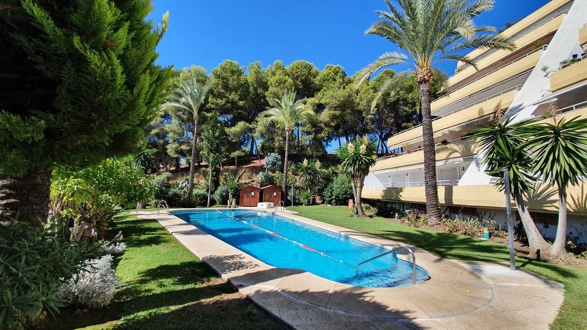 3 makuuhuone Huoneisto myytävänä paikassa Benalmadena Costa mukana uima-altaan 
autotalli - 720 000 € (Ref: 10128500)