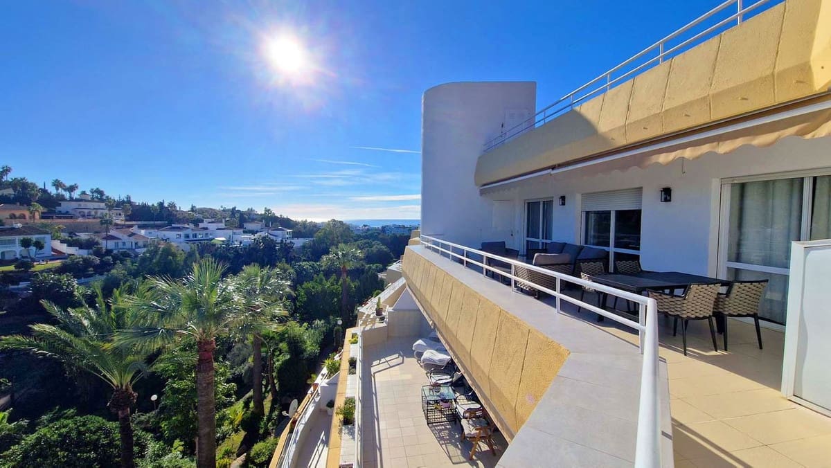 3 makuuhuone Huoneisto myytävänä paikassa Benalmadena Costa mukana uima-altaan 
autotalli - 720 000 € (Ref: 10128500)