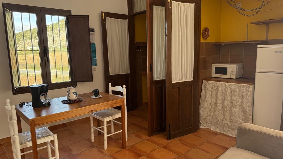Finca/Casa Rural de 10 habitaciones en Teba en venta con piscina garaje - 1.950.000 € (Ref: 10128502)
