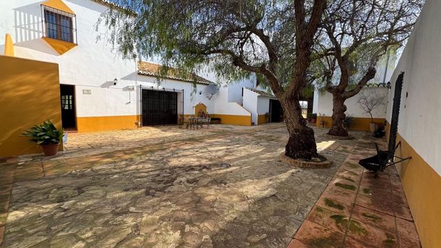 Finca/Casa Rural de 10 habitaciones en Teba en venta con piscina garaje - 1.950.000 € (Ref: 10128502)