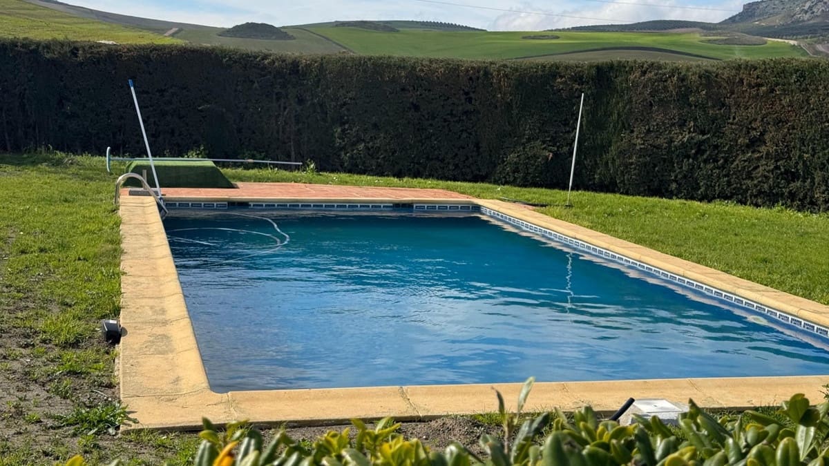 Finca/Casa Rural de 10 habitaciones en Teba en venta con piscina garaje - 1.950.000 € (Ref: 10128502)