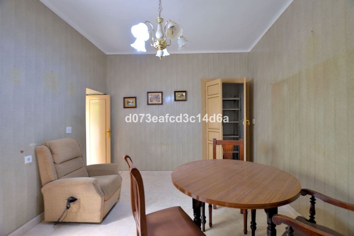 6 soveværelse Byhus til salg i Ronda - € 380.000 (Ref: 10128508)