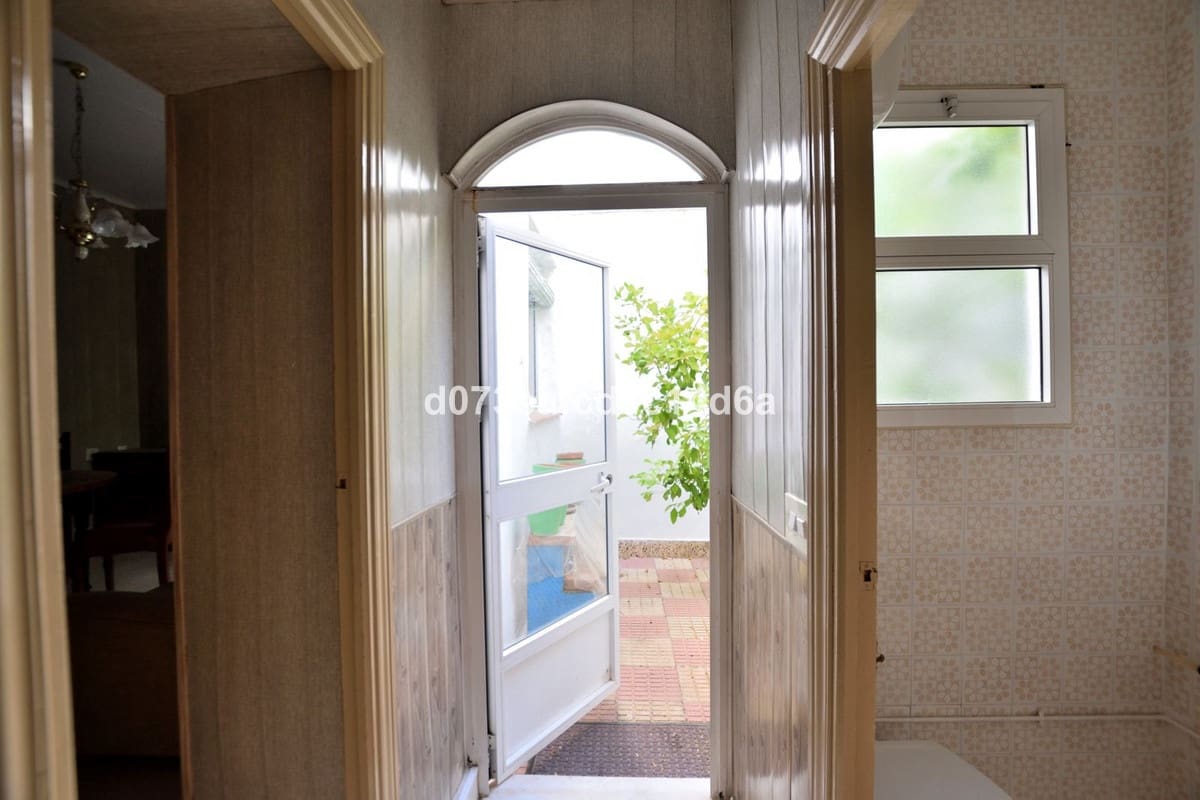 6 soveværelse Byhus til salg i Ronda - € 380.000 (Ref: 10128508)