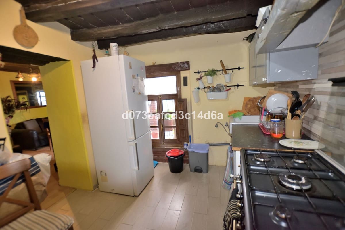 3 makuuhuone Omakotitalo myytävänä paikassa Parauta - 190 000 € (Ref: 10128510)