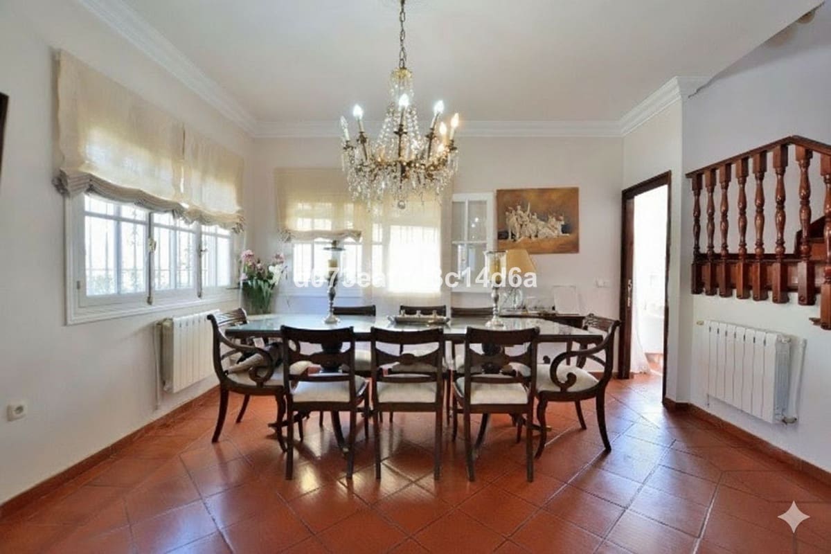 4 Zimmer Villa zu verkaufen in Ronda mit Pool Garage - 650.000 € (Ref: 10128513)