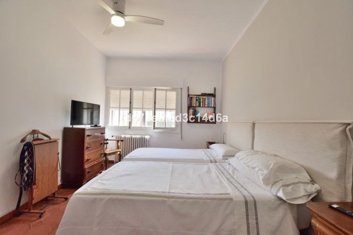 4 Zimmer Villa zu verkaufen in Ronda mit Pool Garage - 650.000 € (Ref: 10128513)