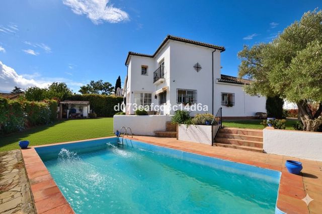 4 Zimmer Villa zu verkaufen in Ronda mit Pool Garage - 650.000 € (Ref: 10128513)