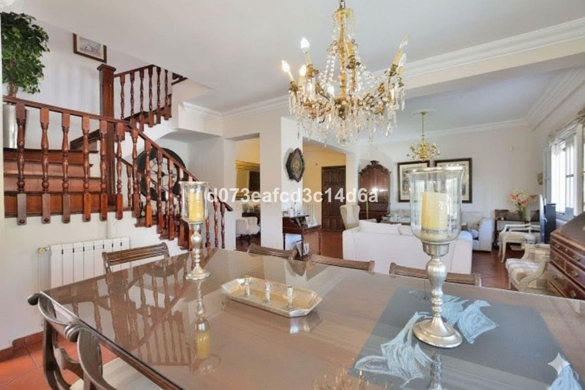 4 Zimmer Villa zu verkaufen in Ronda mit Pool Garage - 650.000 € (Ref: 10128513)