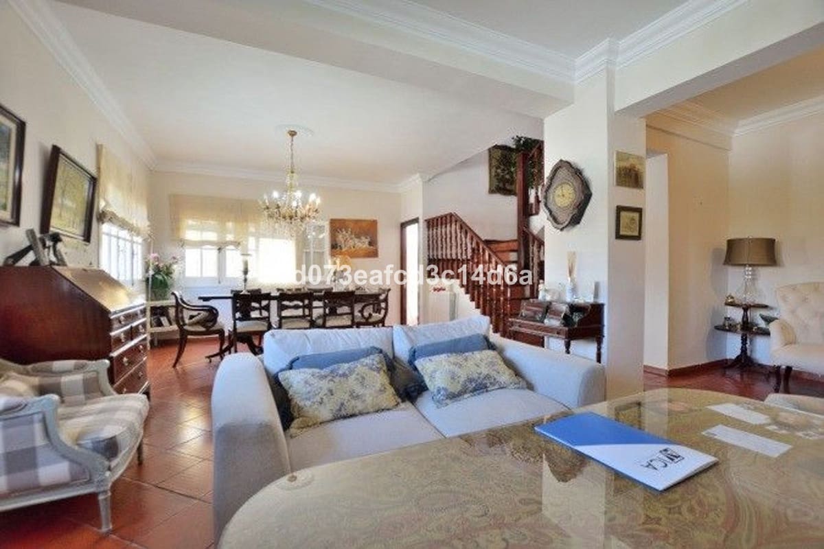 4 Zimmer Villa zu verkaufen in Ronda mit Pool Garage - 650.000 € (Ref: 10128513)