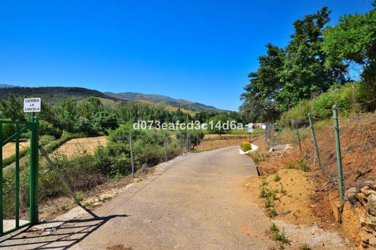 1 quarto Quinta/Casa Rural para venda em Ronda com piscina garagem - 229 500 € (Ref: 10128515)