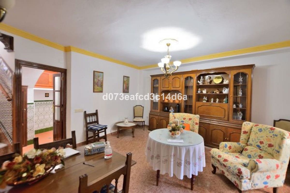 3 quarto Casa em Banda para venda em Ronda com garagem - 260 000 € (Ref: 10128516)