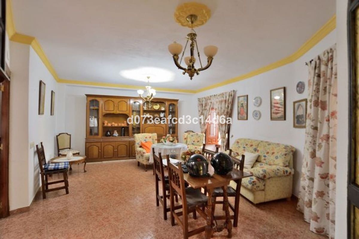 3 quarto Casa em Banda para venda em Ronda com garagem - 260 000 € (Ref: 10128516)