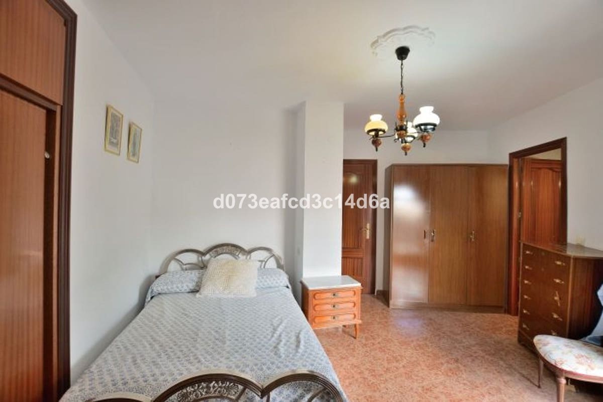 3 quarto Casa em Banda para venda em Ronda com garagem - 260 000 € (Ref: 10128516)
