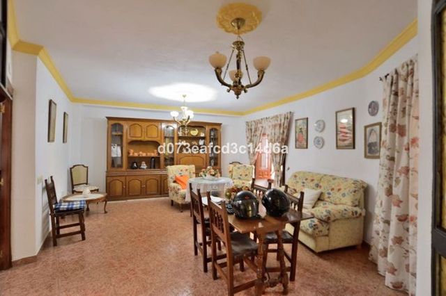 3 quarto Casa em Banda para venda em Ronda com garagem - 260 000 € (Ref: 10128516)