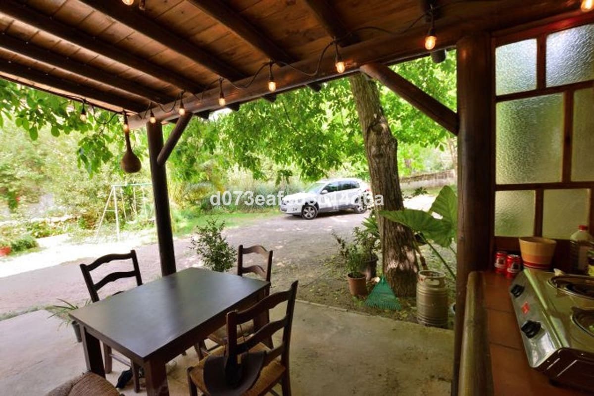 Finca/Casa Rural de 4 habitaciones en Arriate en venta con garaje - 665.000 € (Ref: 10128519)
