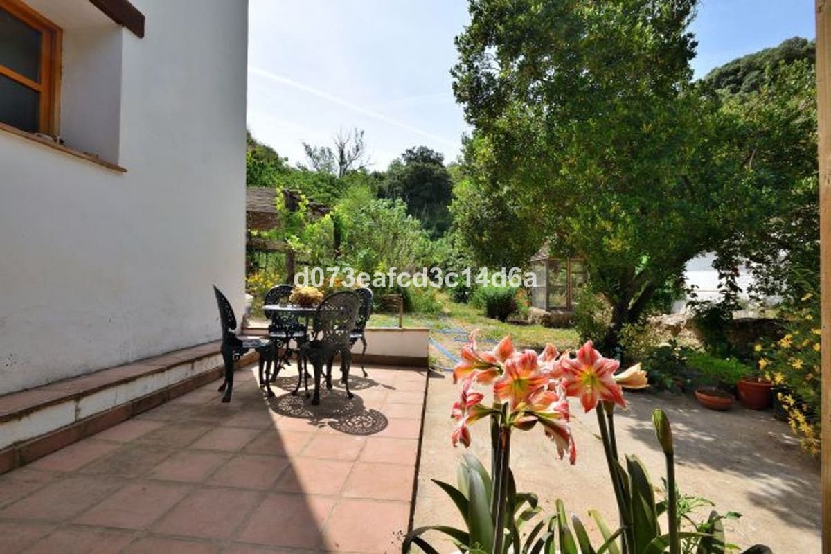 Finca/Casa Rural de 4 habitaciones en Arriate en venta con garaje - 665.000 € (Ref: 10128519)