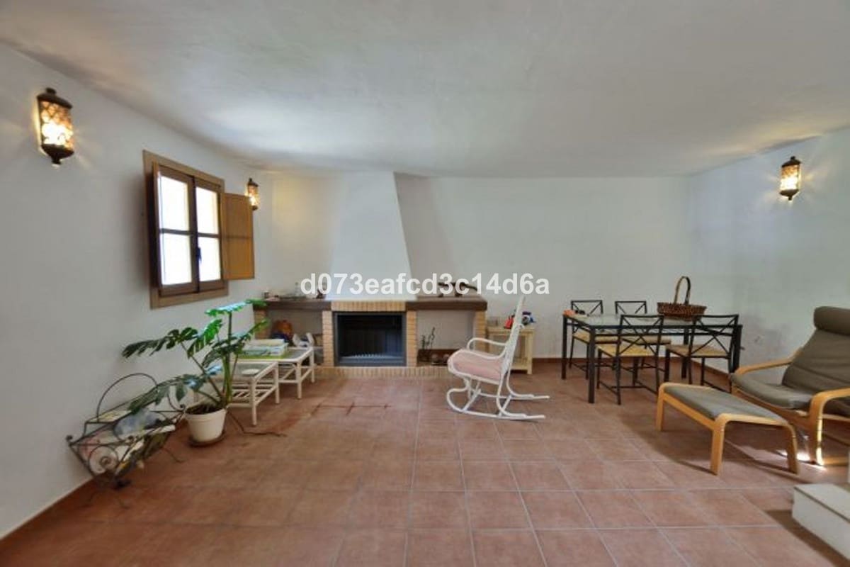 Finca/Casa Rural de 4 habitaciones en Arriate en venta con garaje - 665.000 € (Ref: 10128519)