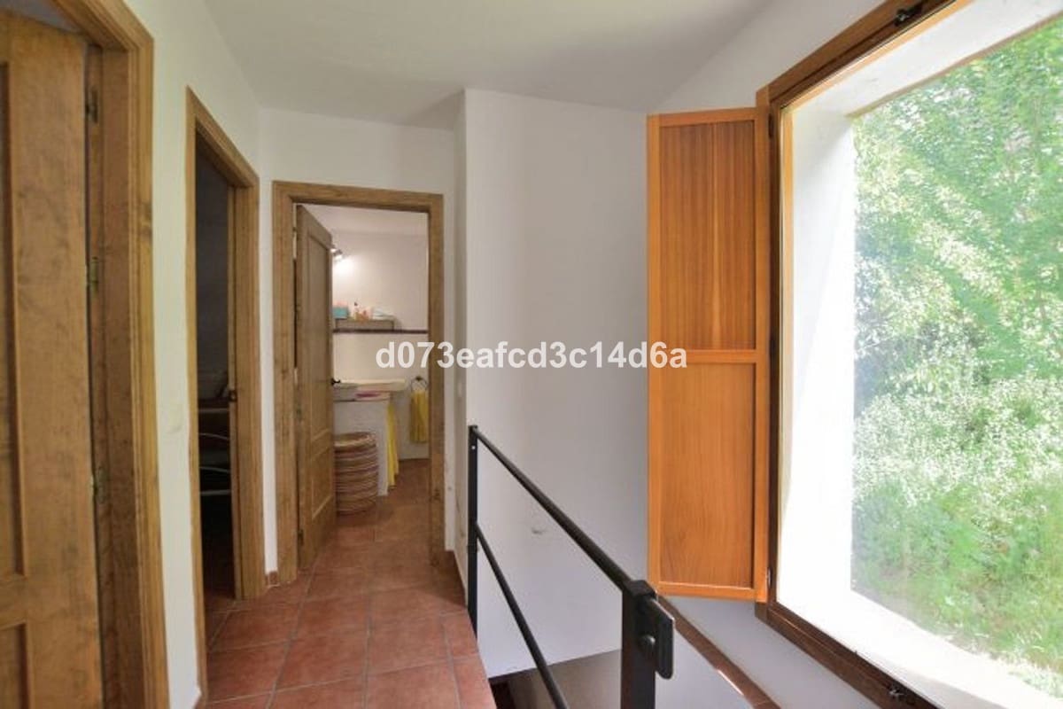 Finca/Casa Rural de 4 habitaciones en Arriate en venta con garaje - 665.000 € (Ref: 10128519)