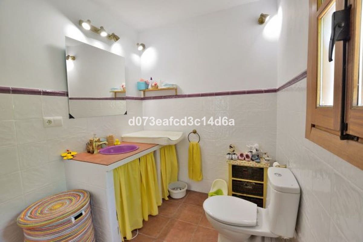 Finca/Casa Rural de 4 habitaciones en Arriate en venta con garaje - 665.000 € (Ref: 10128519)