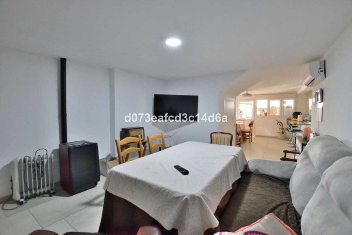 3 makuuhuone Maalaistalo myytävänä paikassa Ronda mukana uima-altaan - 315 000 € (Ref: 10128520)