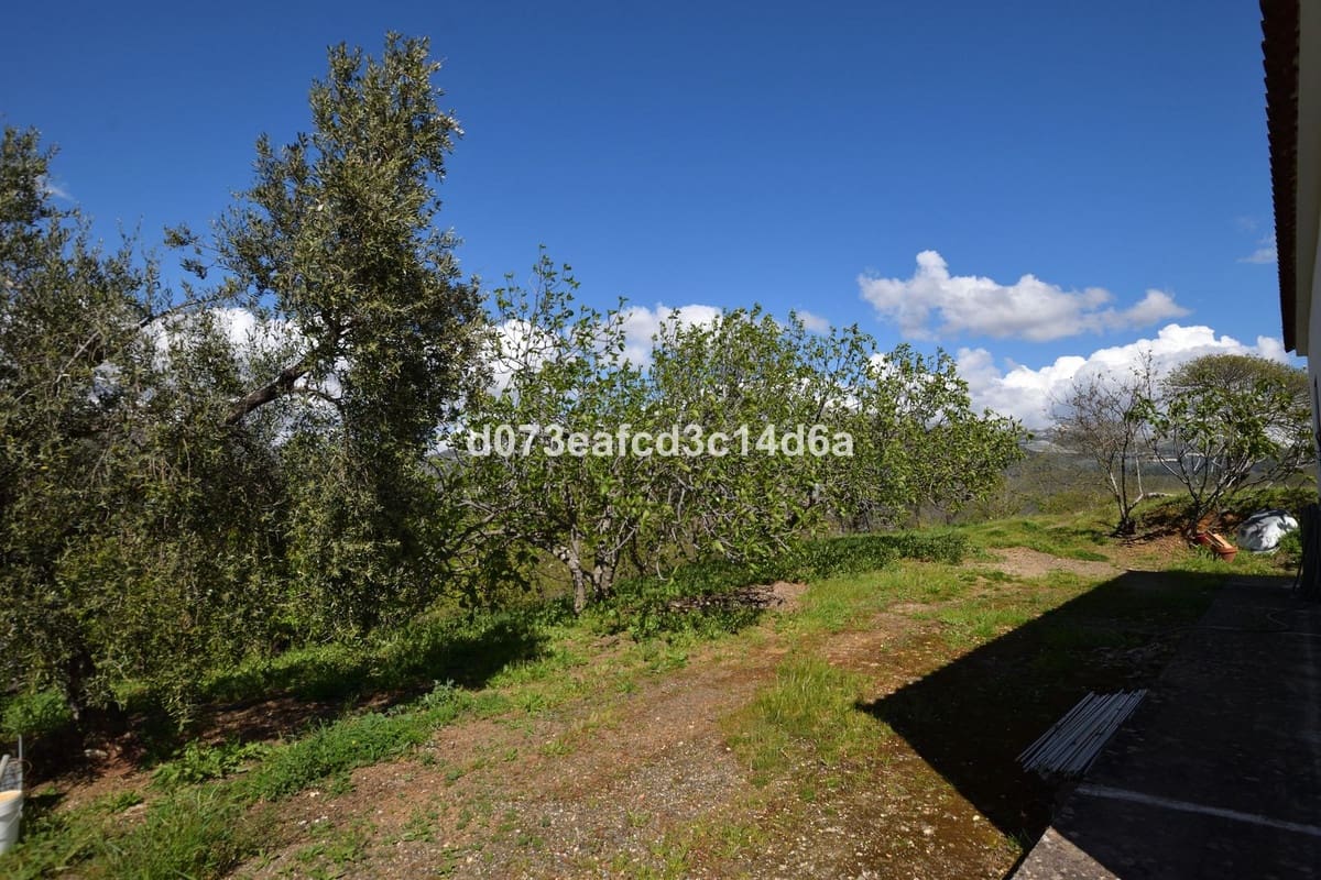 2 bedroom Finca/Country House for sale in Cartajima - € 349,000 (Ref: 10128522)