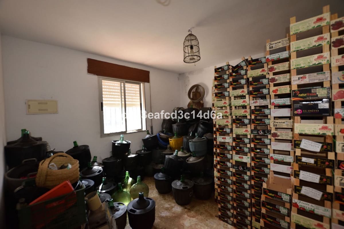 2 bedroom Finca/Country House for sale in Cartajima - € 349,000 (Ref: 10128522)