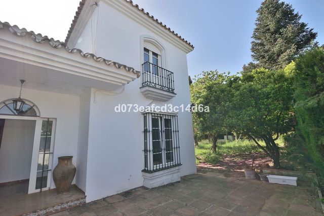 4 sypialnia Willa na sprzedaż w Ronda z basenem garażem - 430 000 € (Ref: 10128523)