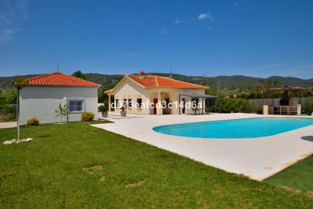 6 Zimmer Villa zu verkaufen in Ronda mit Pool Garage - 549.000 € (Ref: 10128524)