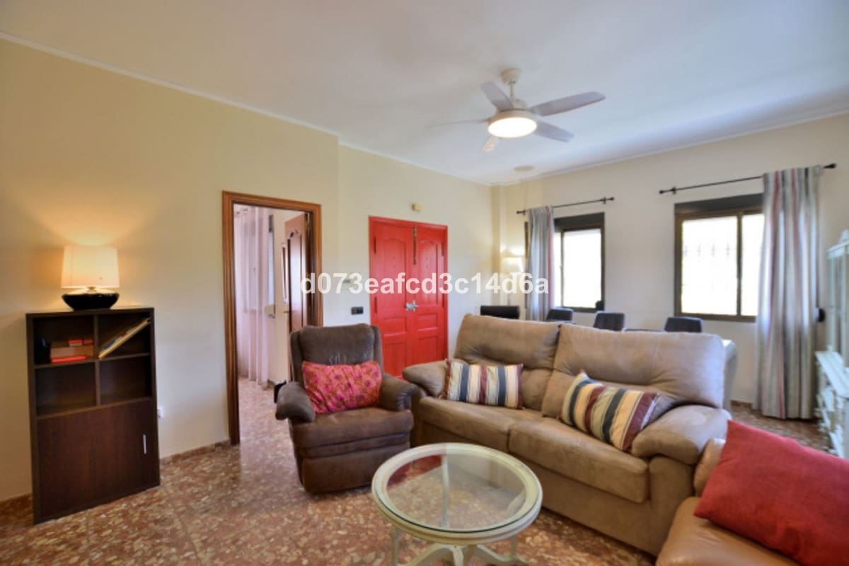 6 Zimmer Villa zu verkaufen in Ronda mit Pool Garage - 549.000 € (Ref: 10128524)