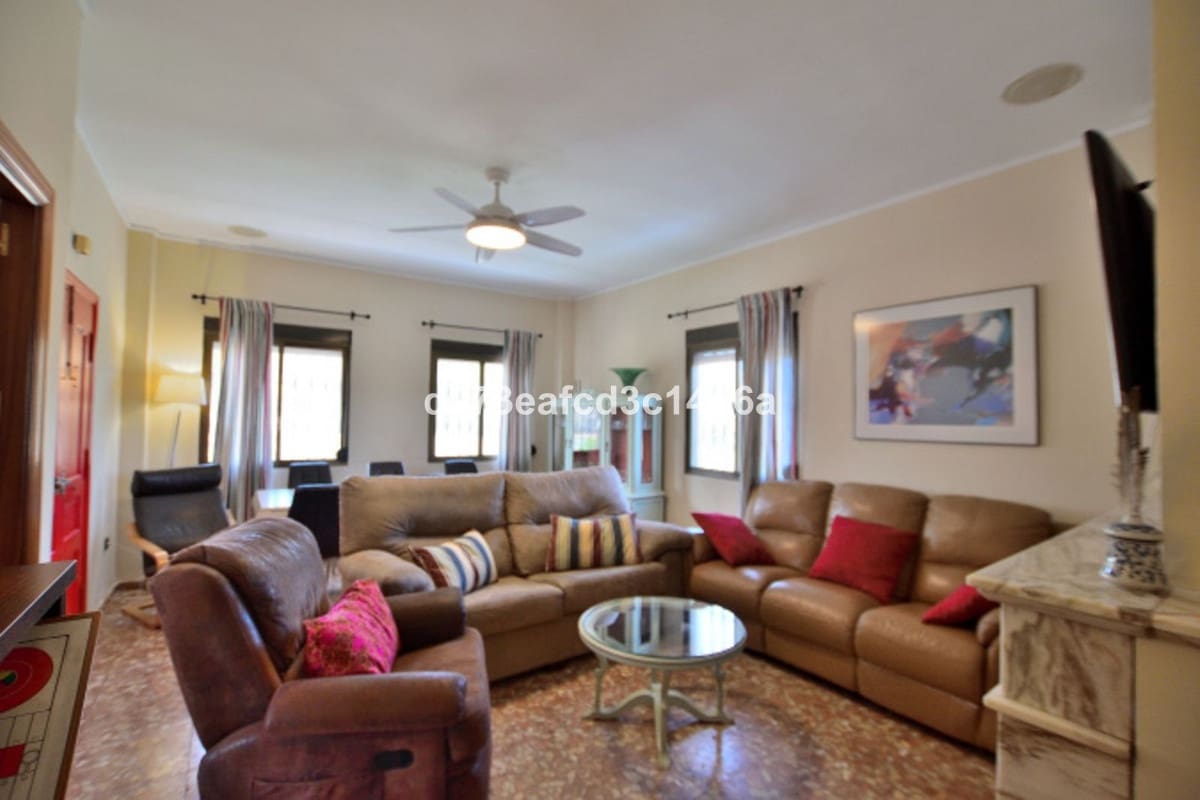 6 Zimmer Villa zu verkaufen in Ronda mit Pool Garage - 549.000 € (Ref: 10128524)