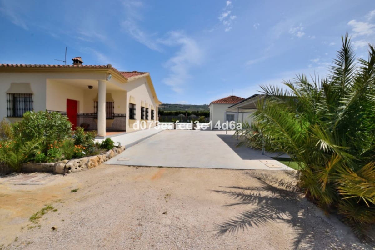 6 Zimmer Villa zu verkaufen in Ronda mit Pool Garage - 549.000 € (Ref: 10128524)