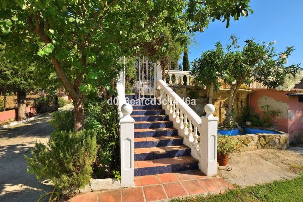 3 bedroom Finca/Country House for sale in Benaojan with pool garage - € 230,000 (Ref: 10128527)
