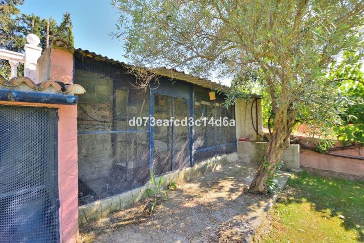 3 bedroom Finca/Country House for sale in Benaojan with pool garage - € 230,000 (Ref: 10128527)