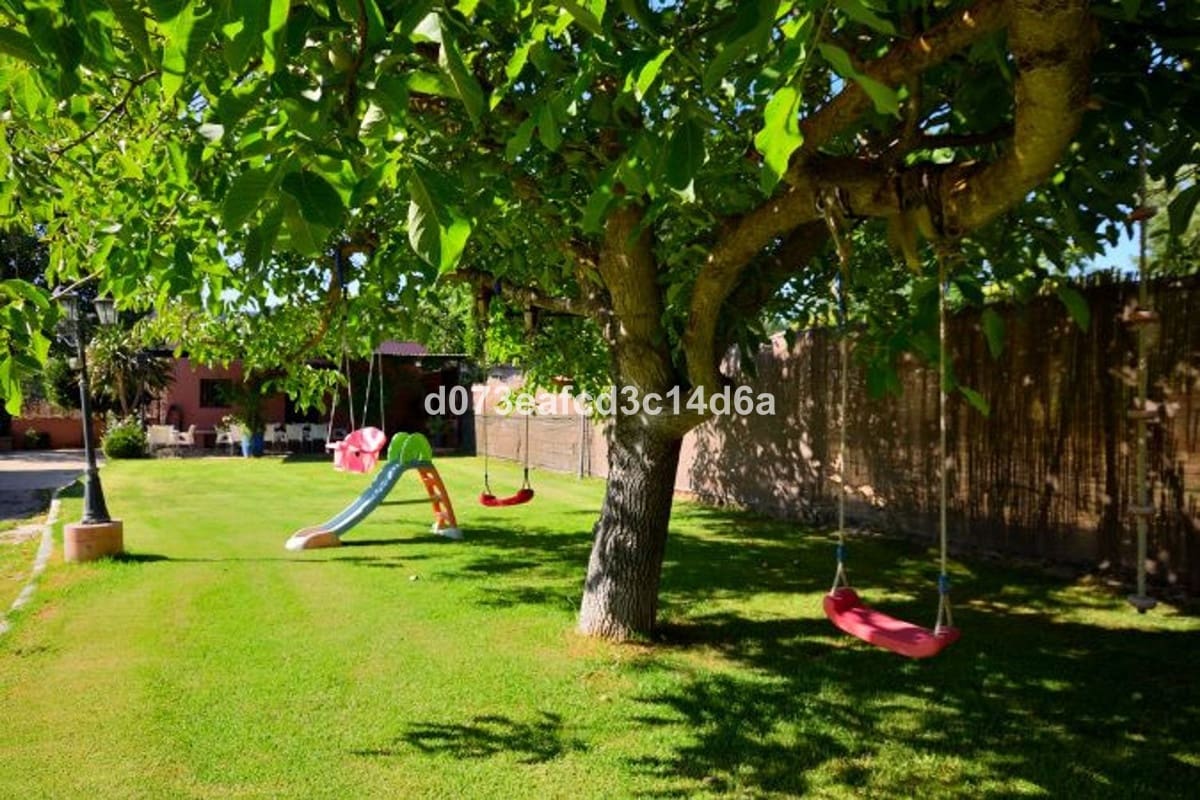 3 bedroom Finca/Country House for sale in Benaojan with pool garage - € 230,000 (Ref: 10128527)