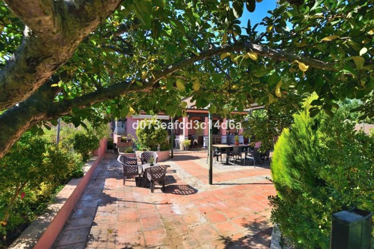 3 bedroom Finca/Country House for sale in Benaojan with pool garage - € 230,000 (Ref: 10128527)